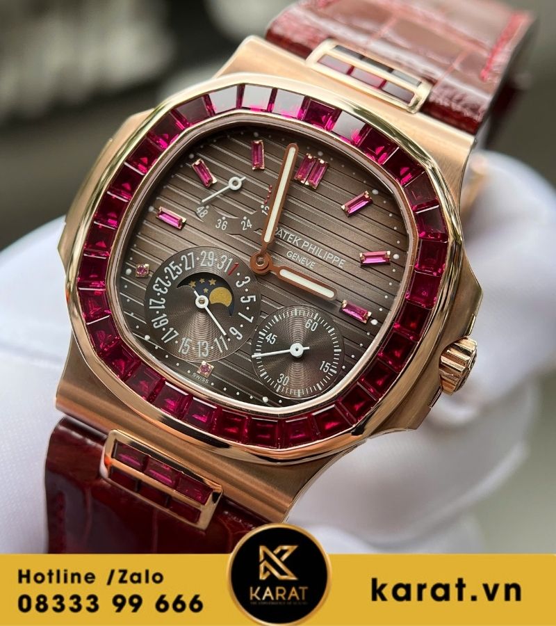 Đồng hồ Patek Philippe Nautilus 5724 ruby bọc vàng replica