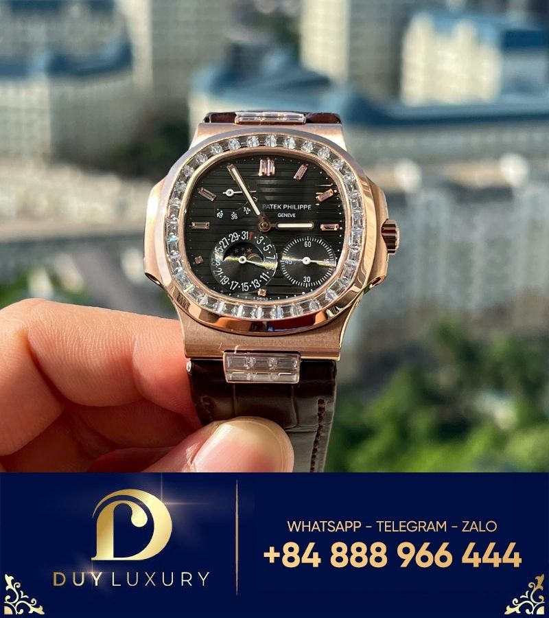 Đồng hồ Patek Philippe Nautilus 5724r nhà máy GR