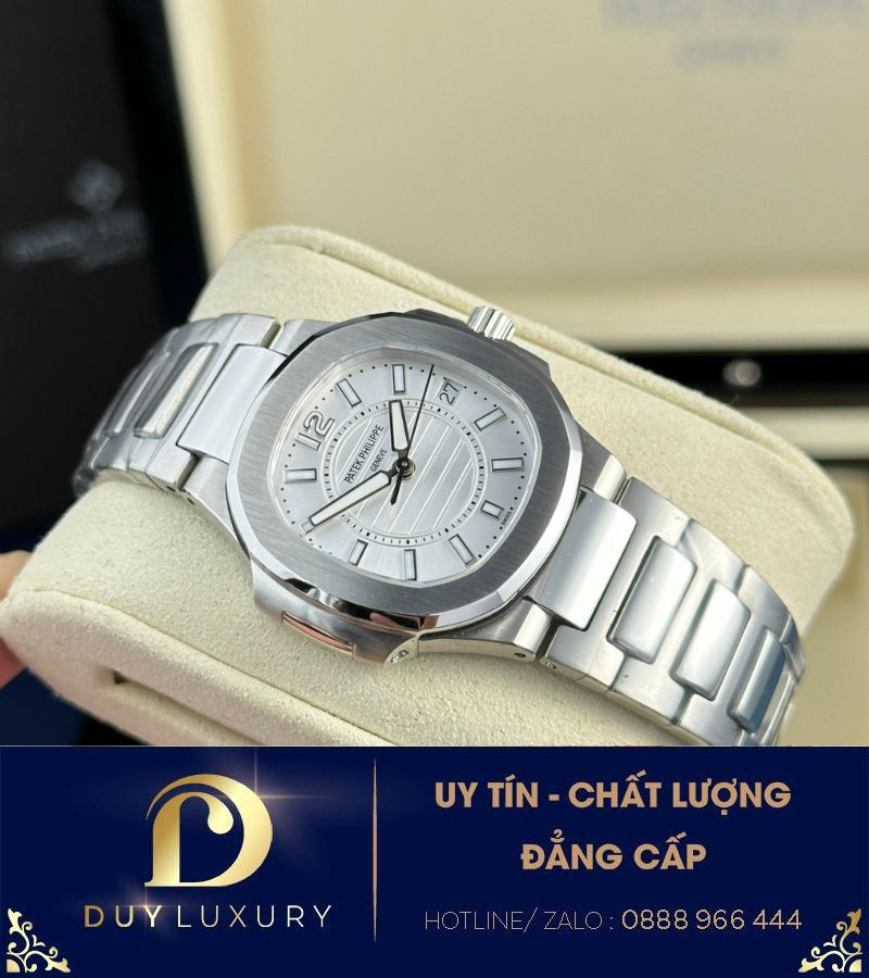 Đồng hồ Patek Philippe Nautilus 7010 white gold replcia