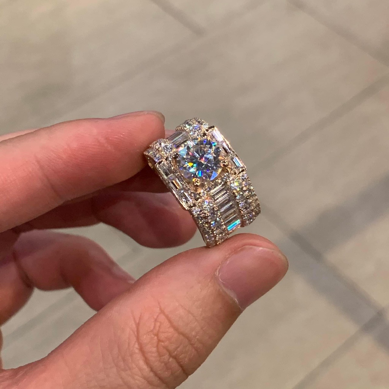 Nhẫn Nam Thiết Kế Vàng Hồng 10k Kim Cương Moissanite 