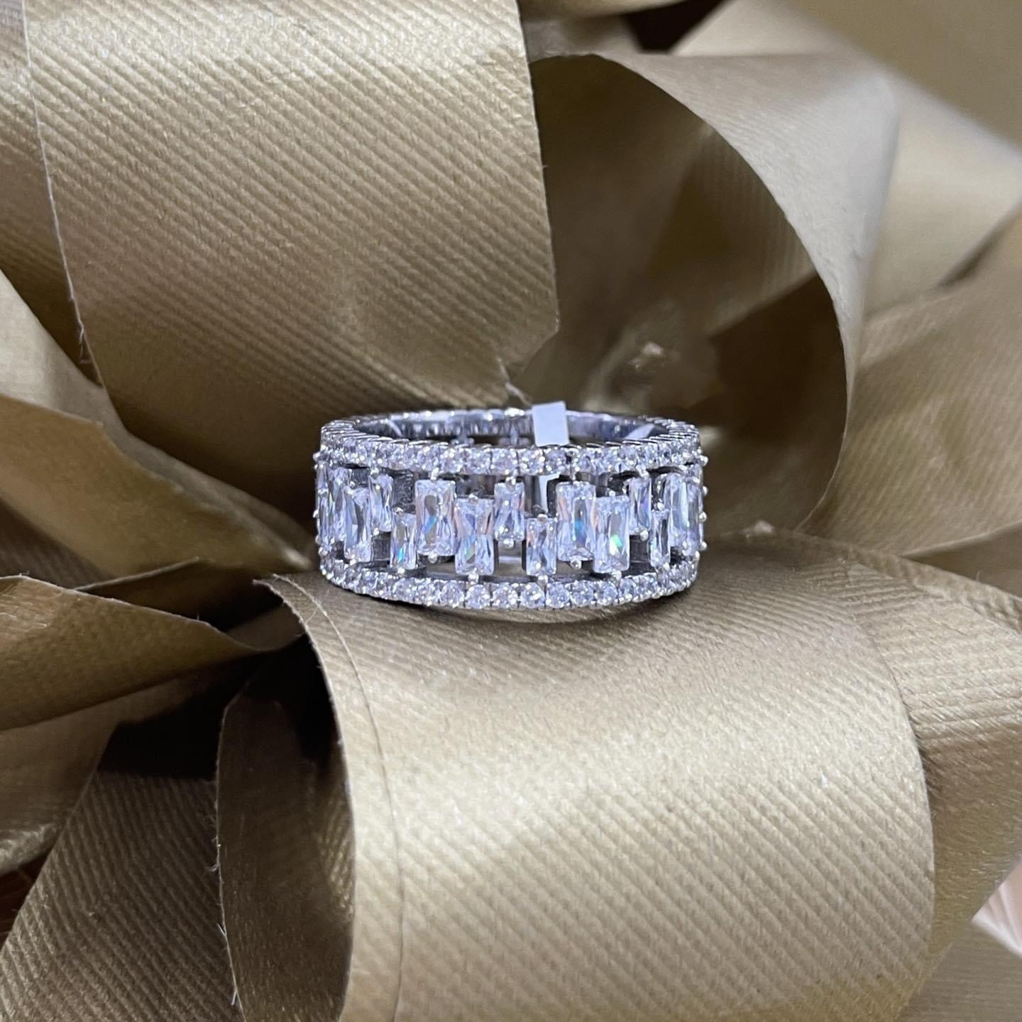 Nhẫn Nam Vàng 10k 14k 18k Kim Cương Moissanite