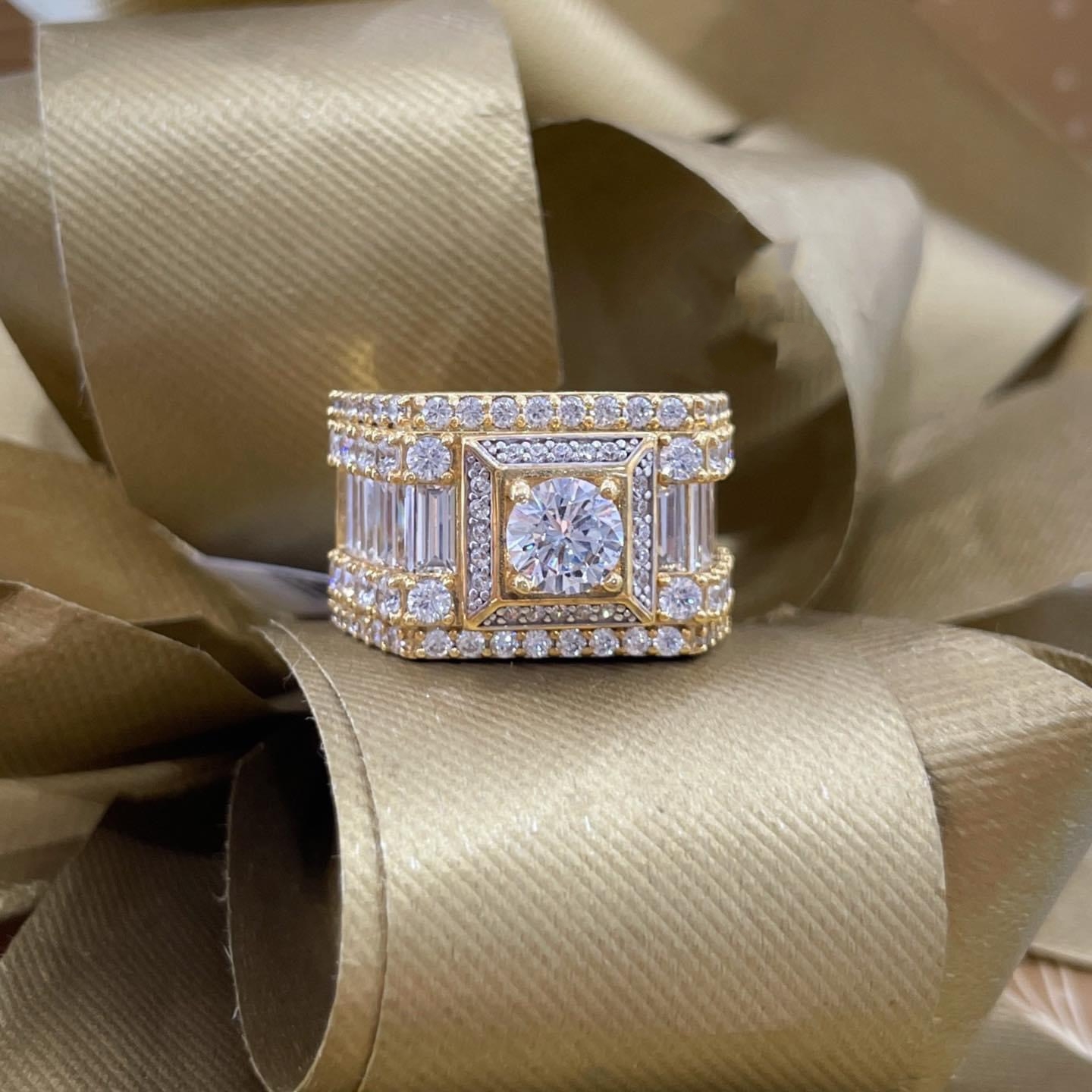 Nhẫn Nam Vàng 10k 14k 18k Kim Cương Moissanite