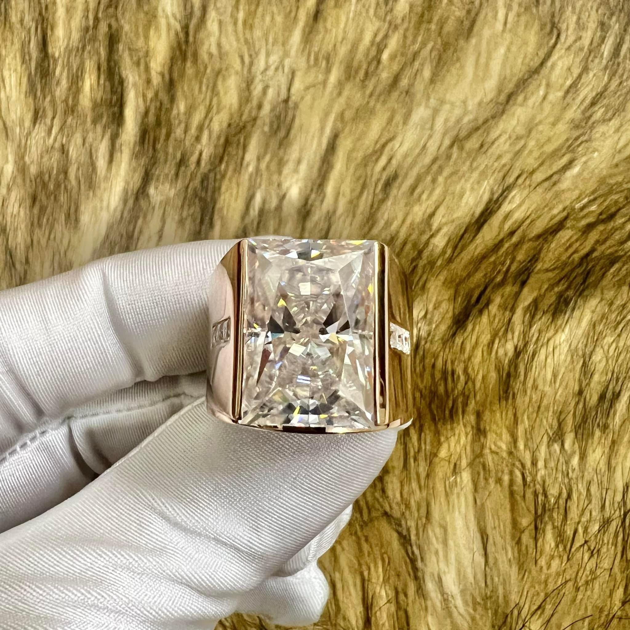 Nhẫn Nam Vàng Hồng 10k 14k 18k KIm Cương Moissanite