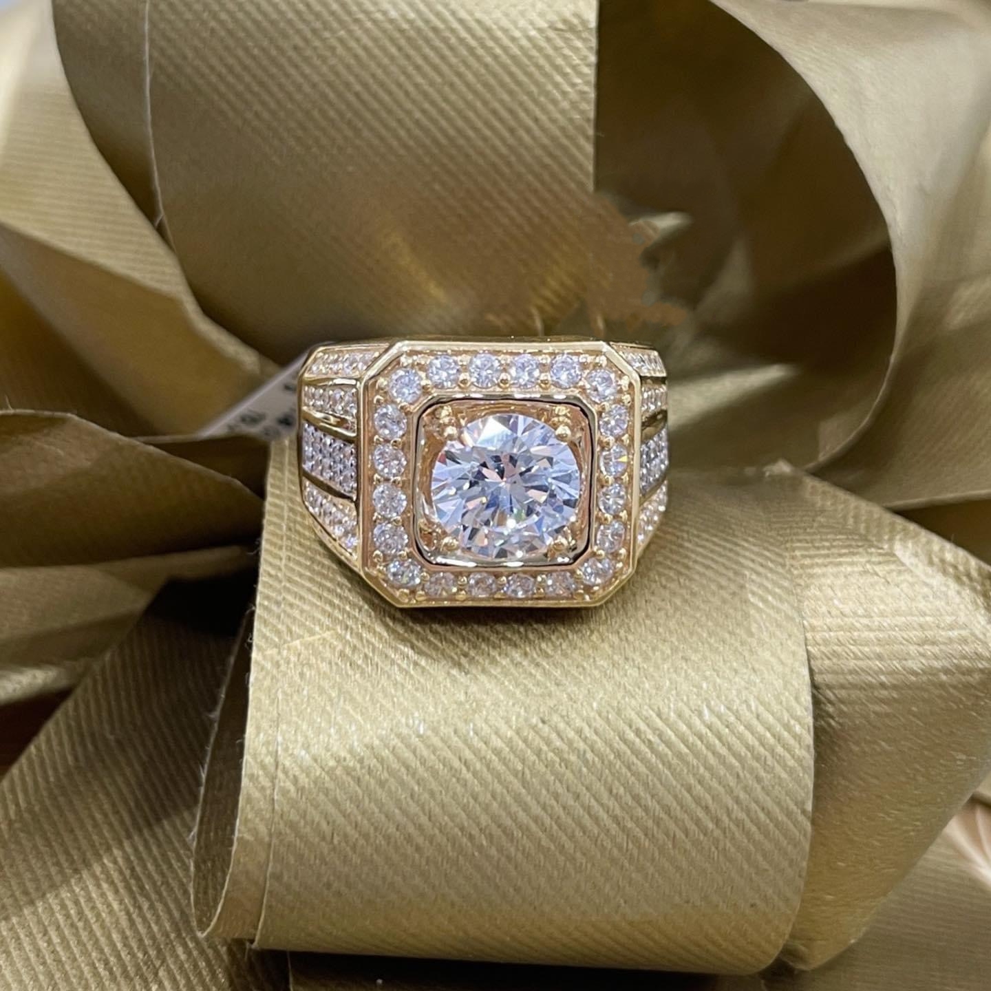 Nhẫn Nam Vàng Hồng 10k 14k 18k Kim Cương Moissanite