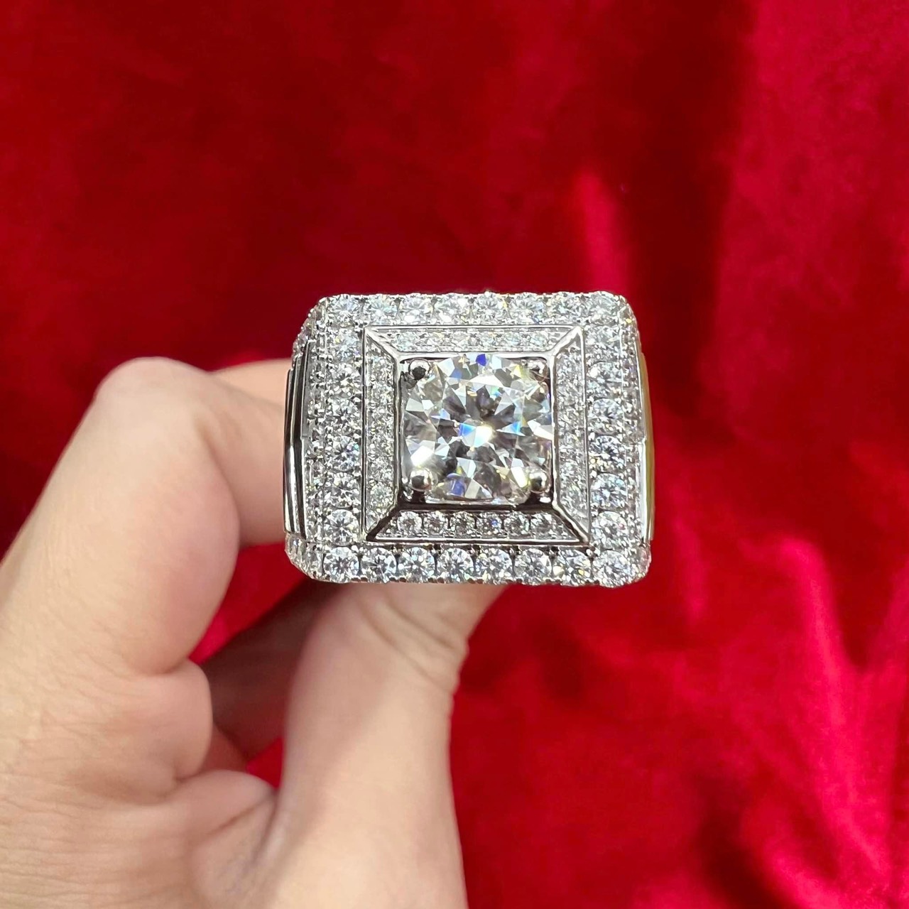 Nhẫn Nam Vertu  Chế Tác Vàng Trắng 10k Kim Cương Moissanite 